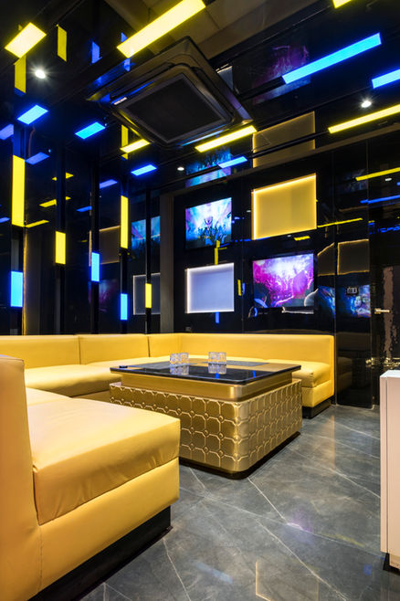 The Candy Karaoke Bar — 13
